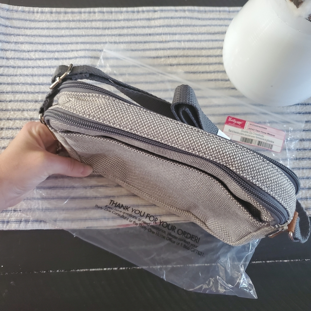 Thirty-one crossbody
